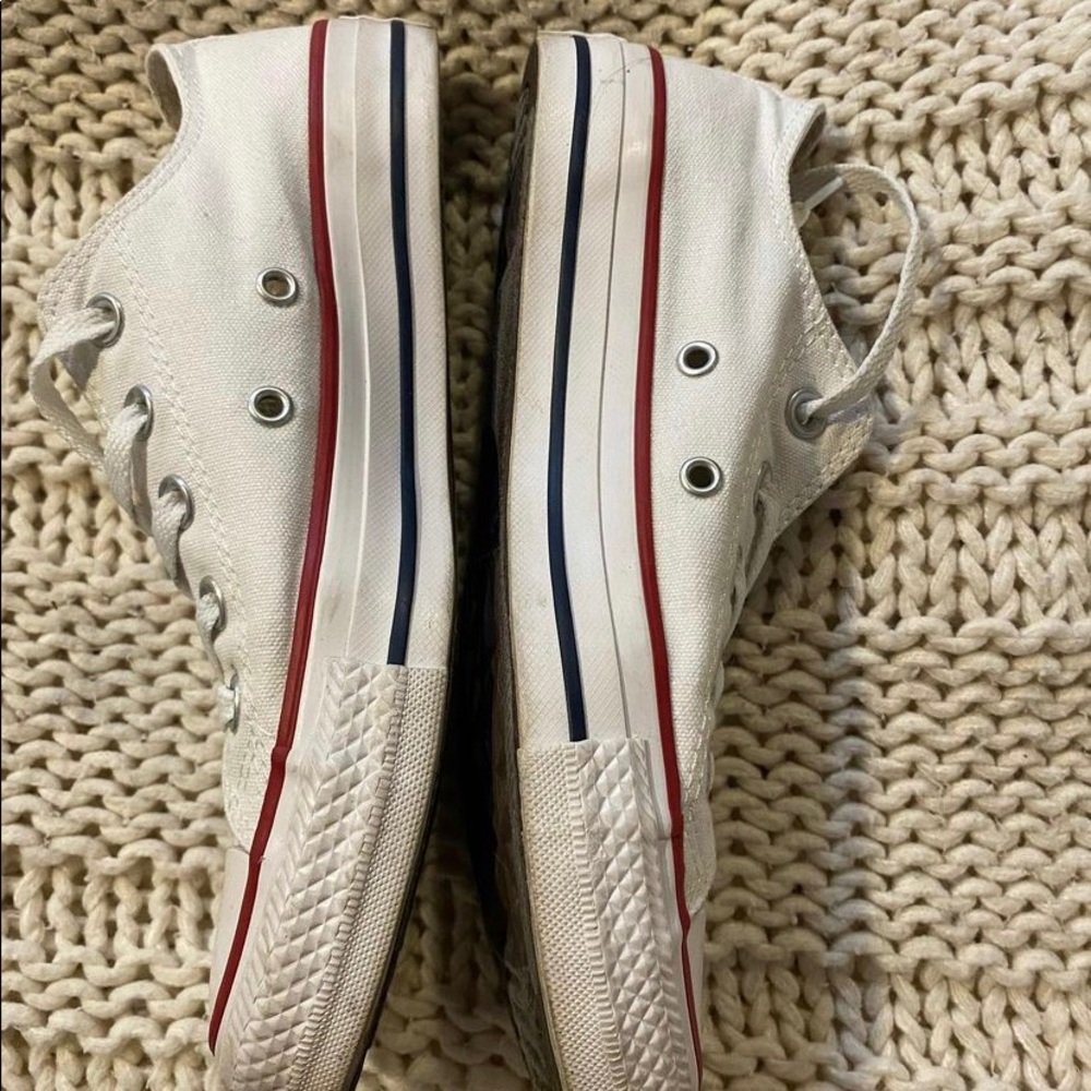 White low converse